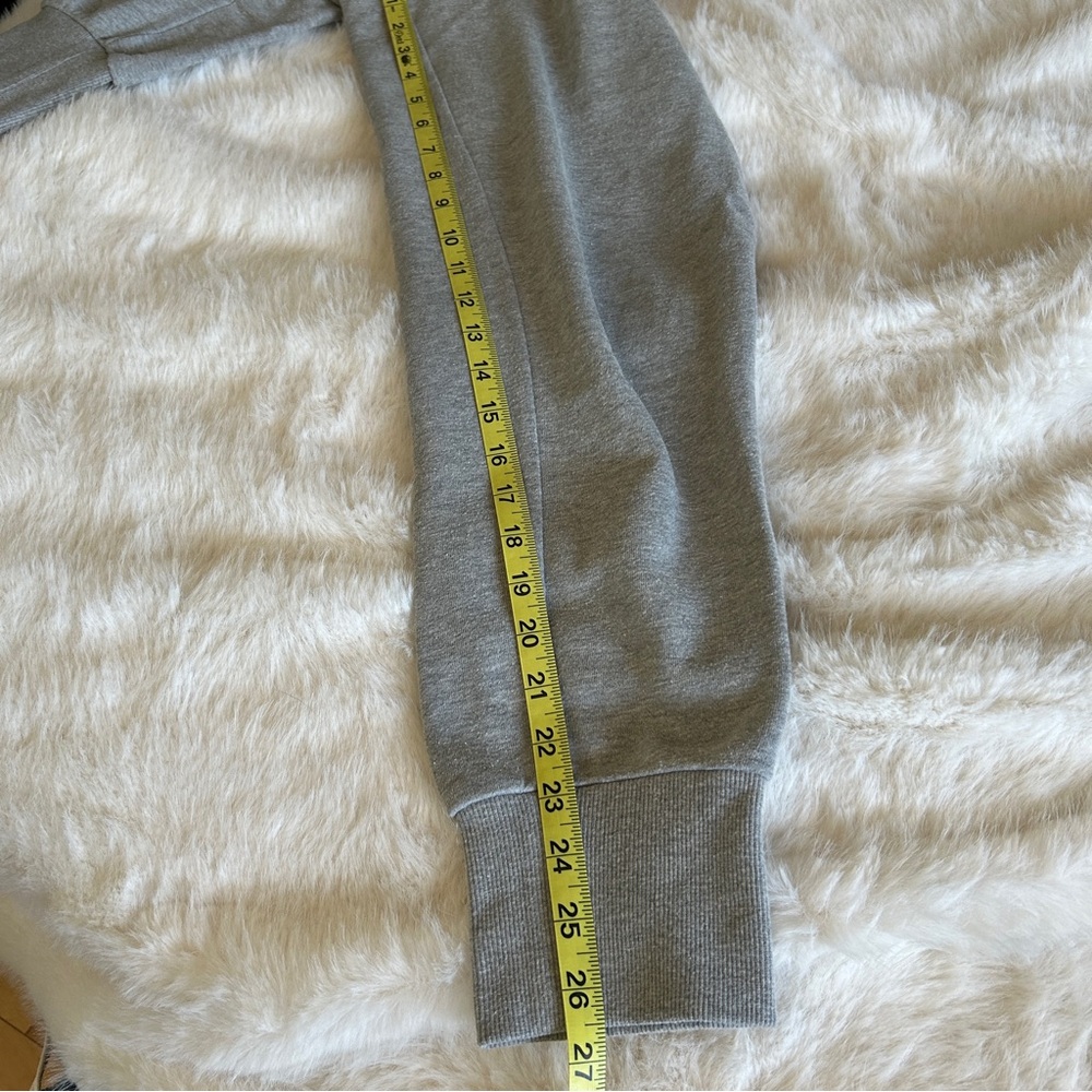 3/$20 Danielle Bernstein grey joggers, size S - Picture 10 of 11